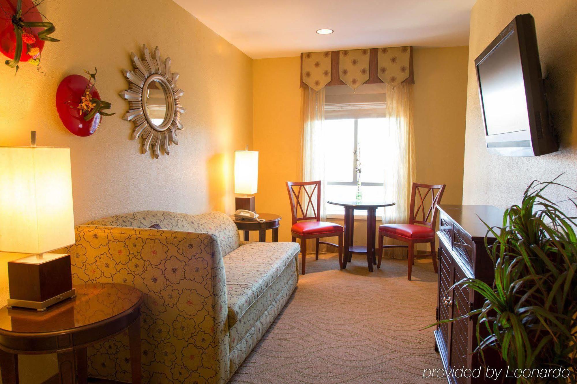 Hotel Indigo - Birmingham Five Points S - Uab By Ihg Экстерьер фото